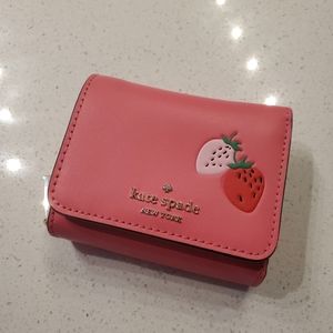 NWT KATE SPADE WALLET